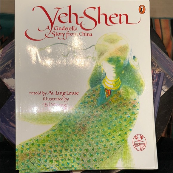 Yeh-Shen: A Cinderella Story from China Book - Picture 1 of 3